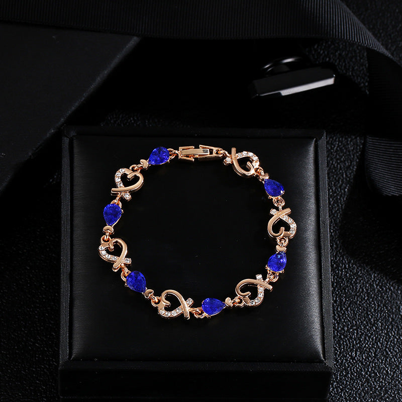 Hollow Love Bracelet With Rhinestones Fashion Temperament Heart-shaped
